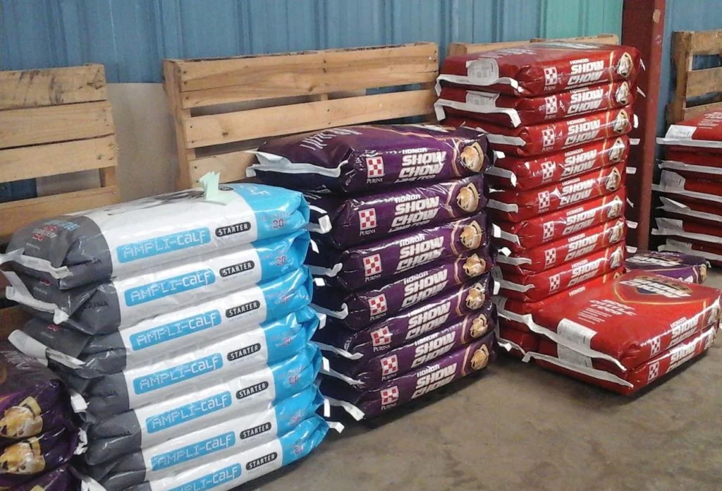 20170330_100017 - Hall's Farm & Feed Understanding Different Types of Animal Feed: Grains, Pellets, and Supplements